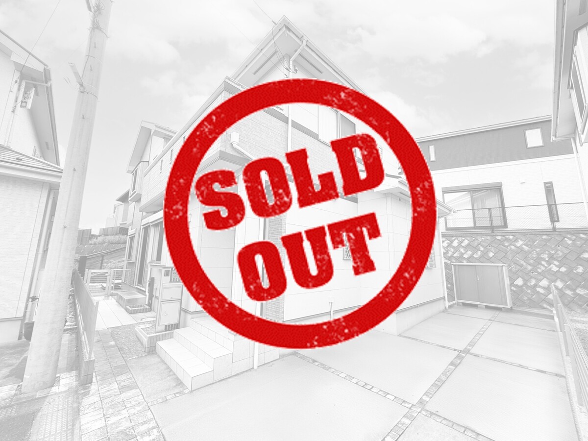 ◇2015年築ながら、大変綺麗にお使いの中古戸建！2台駐車、複数台駐輪可能！トランクルーム、宅配ボックス付！