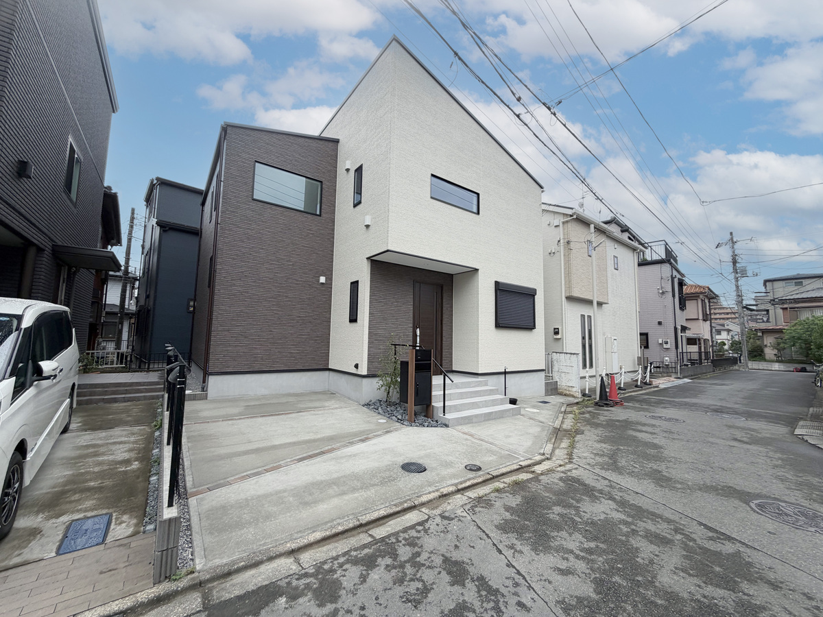 ◇前面道路4.5m。交通量少ないため駐車も安心◇周辺環境含めお問い合わせお待ちしております