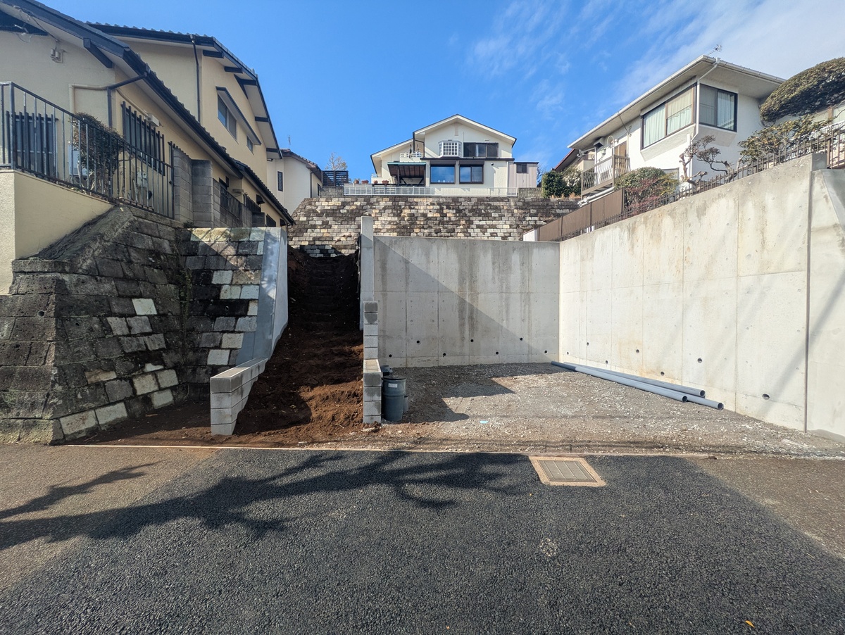◇陽当たり良好!人目の気にならない暮らし ◇塚田駅徒歩11分、東武百貨店等充実の船橋駅まで電車6分!