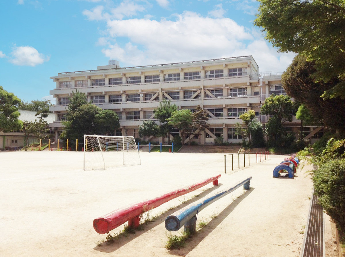 船橋市立高郷小学校:1968年設立、児童数531名の小学校。読みは“たかさと”